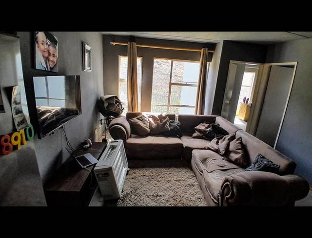 2 BEDROOM APARTMENT FOR SALE IN WESTDENE